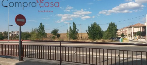 482m² Land in La Lastrilla, Spain No. 20855 5