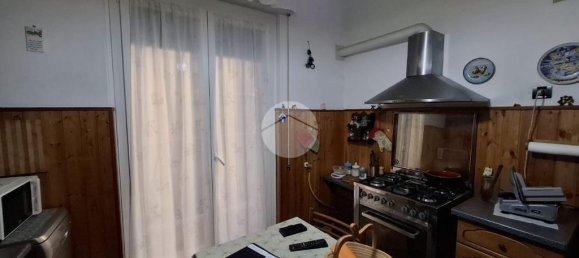 Apartamento de 3 dormitorios en Genoa, Italy No. 117600 8