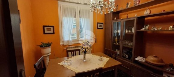 Apartamento de 3 dormitorios en Genoa, Italy No. 117600 2