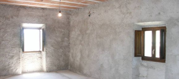 3 Schlafzimmer Haus in Visso, Italy, Nr. 78243 24