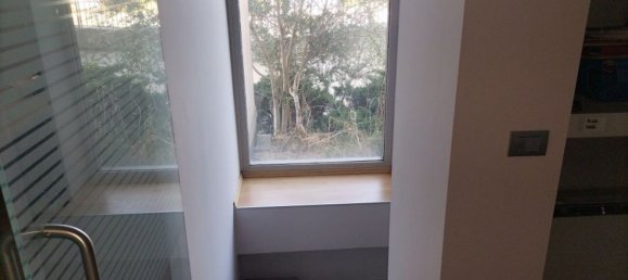 230m² Office in Perugia, Italy No. 306907 13