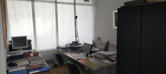 230m² Office in Perugia, Italy No. 306907 10