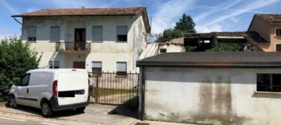 7 rooms Apartment in Loria, Italy No. 209639 6