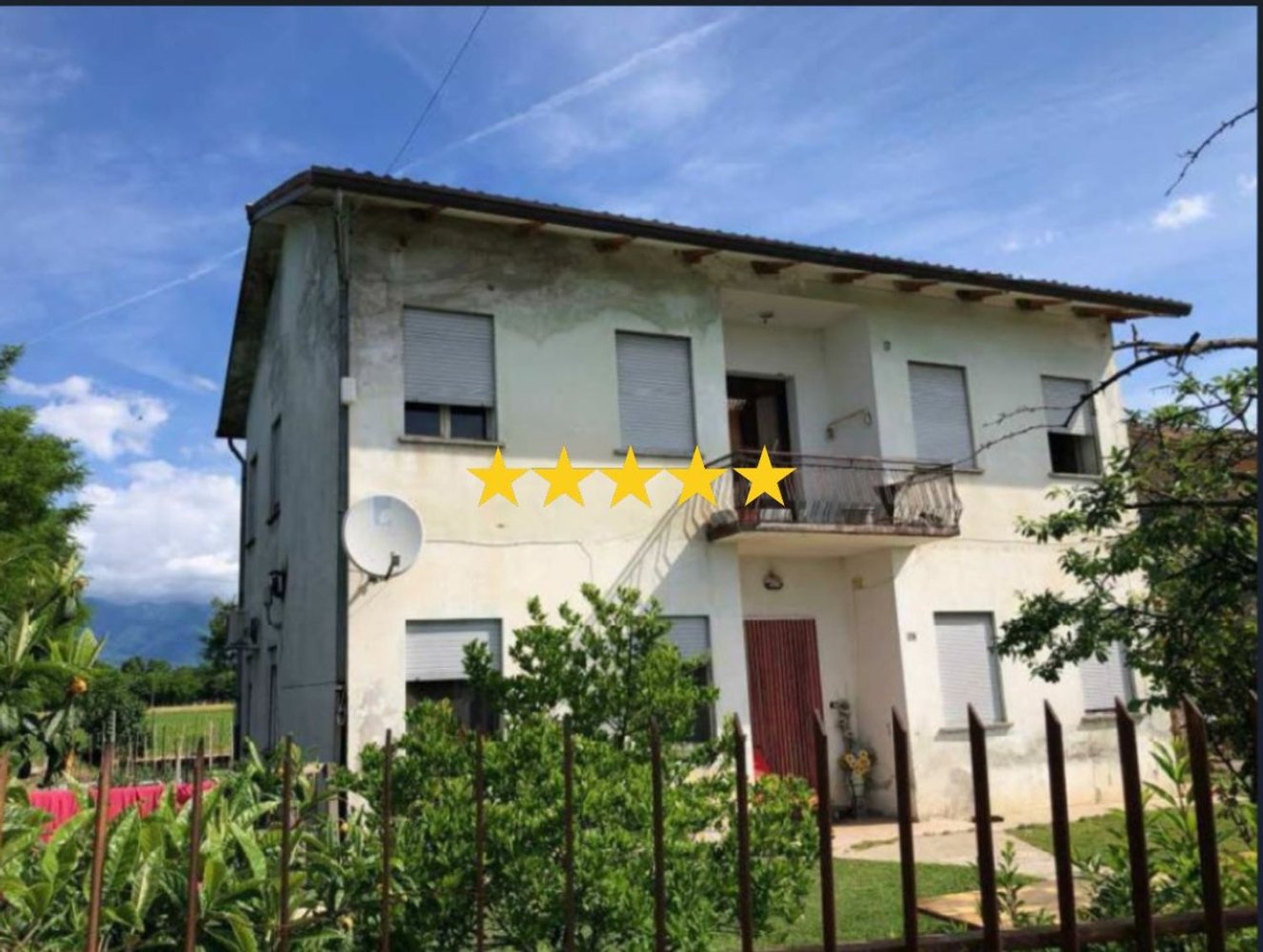 7 rooms Apartment in Loria, Italy No. 209639