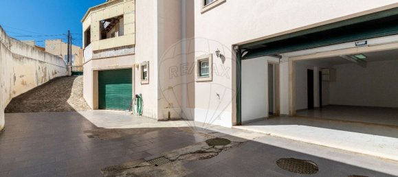 3 bedrooms House in Torres Vedras, Portugal No. 50816 22