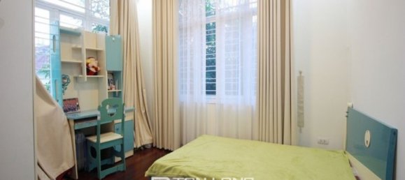 4 bedrooms Villa in Tay Ho, Vietnam No. 819 9