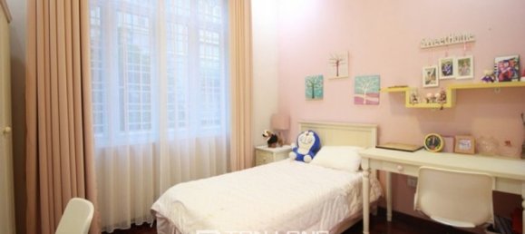 4 bedrooms Villa in Tay Ho, Vietnam No. 819 10