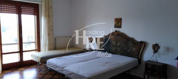 5 rooms Apartment in Cetraro, Italy No. 74914 9