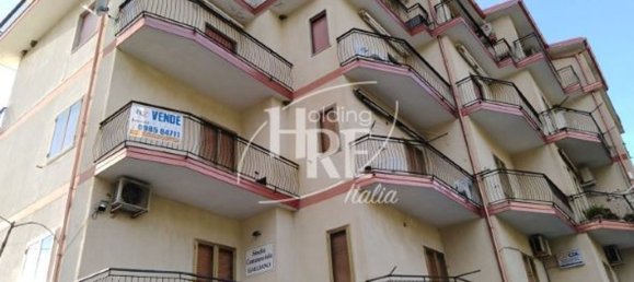 5 rooms Apartment in Cetraro, Italy No. 74914 4