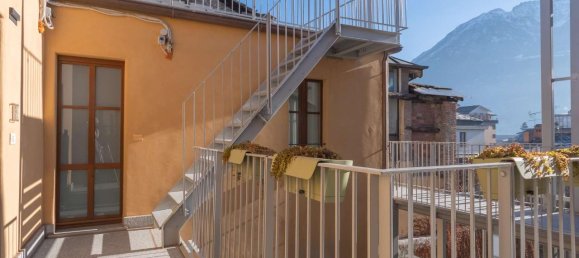 2 rooms Penthouse in Aosta, Italy No. 158011 11