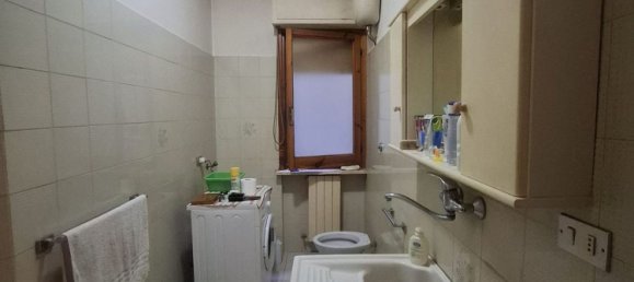 5 rooms Apartment in Pescara, Italy No. 41821 10