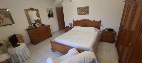 5 rooms Apartment in Pescara, Italy No. 41821 17