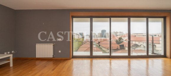 4 bedrooms Duplex in Matosinhos, Portugal No. 137346 2