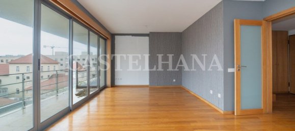 4 bedrooms Duplex in Matosinhos, Portugal No. 137346 3