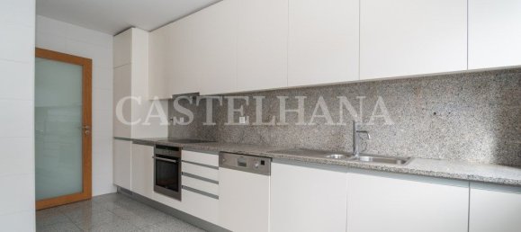 4 bedrooms Duplex in Matosinhos, Portugal No. 137346 15