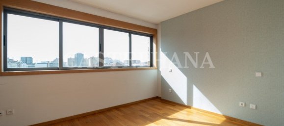 4 bedrooms Duplex in Matosinhos, Portugal No. 137346 17