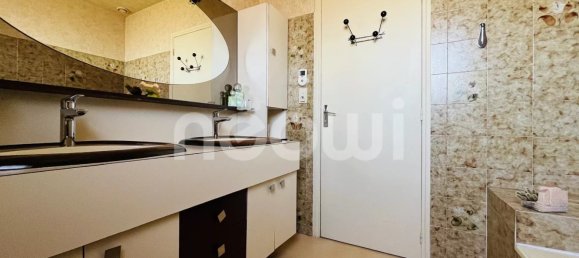 4 bedrooms Villa in Blanzat, France No. 43927 9