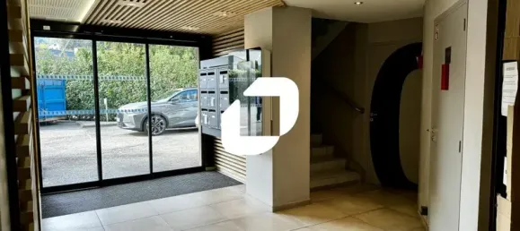 Bureau à Seyssins, France 136m² No. 302416 3