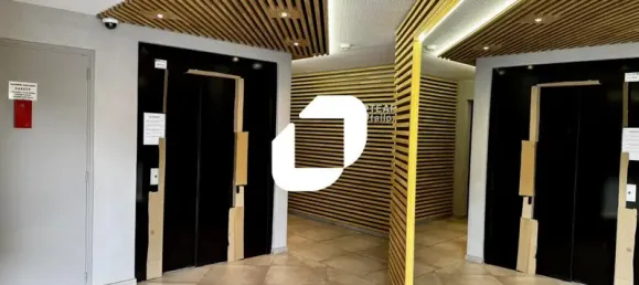 Bureau à Seyssins, France 136m² No. 302416 2