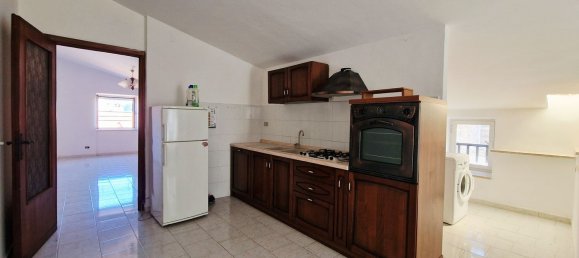 Квартира с 3 комнатами в Сермонета, Италия № 306710 6