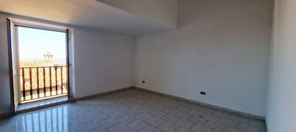 Квартира с 3 комнатами в Сермонета, Италия № 306710 7