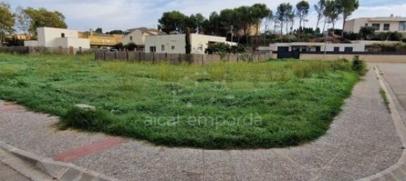 1603m² Land in Garriguella, Spain No. 73575 10