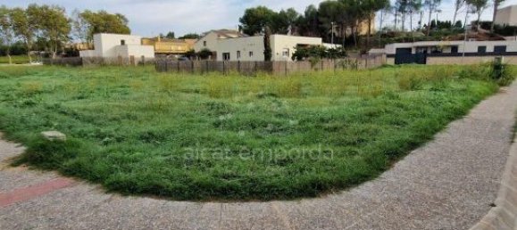 1603m² Land in Garriguella, Spain No. 73575 9
