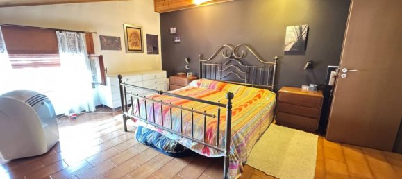 2 bedrooms Apartment in Limbiate, Italy No. 270913 9