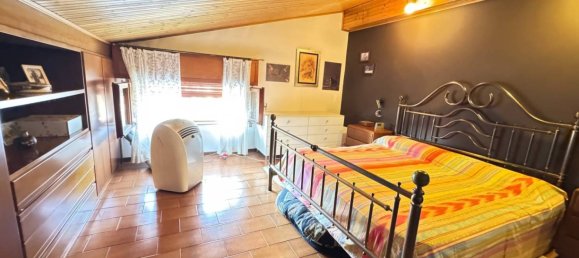 2 bedrooms Apartment in Limbiate, Italy No. 270913 8