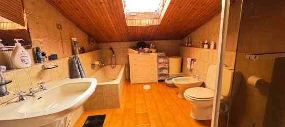 2 bedrooms Apartment in Limbiate, Italy No. 270913 11