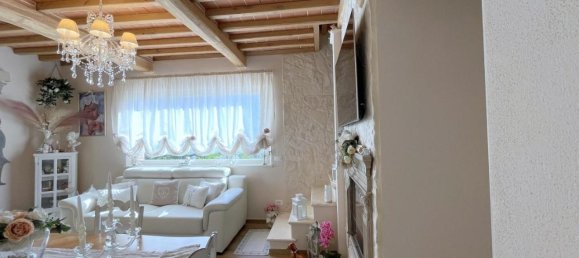4 rooms House in Camaiore, Italy No. 123138 2