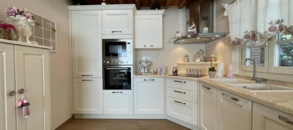 4 rooms House in Camaiore, Italy No. 123138 30