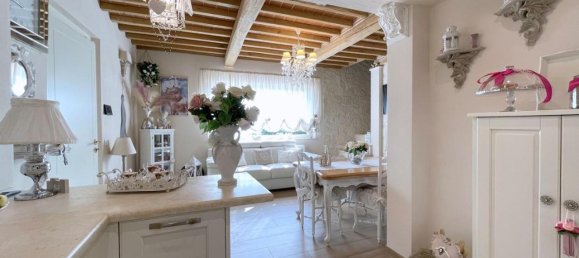 4 rooms House in Camaiore, Italy No. 123138 21