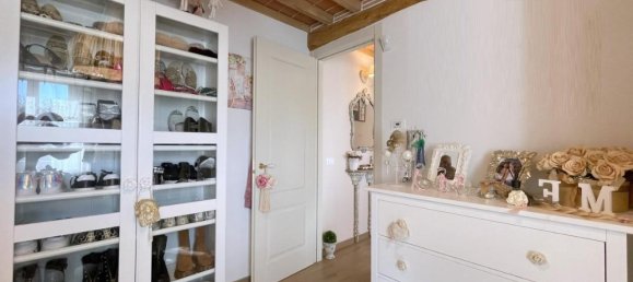 4 rooms House in Camaiore, Italy No. 123138 9