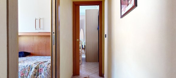 Casa de 2 dormitorios en Barga, Italy No. 237833 11