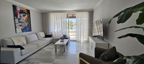 2 Schlafzimmer Penthouse in Estepona, Spain, Nr. 180777 2
