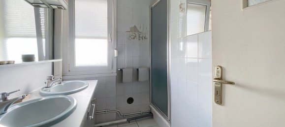 Квартира с 3 спальнями в Арли, Франция № 226206 6