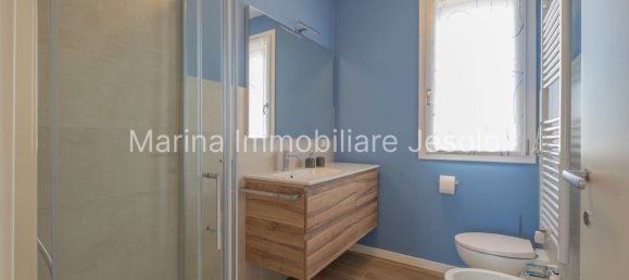 Квартира с 3 спальнями в Езоло, Италия № 312156 17