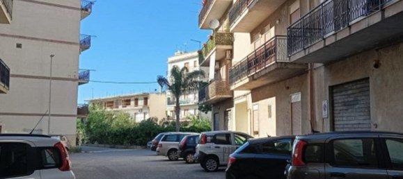 4-Zimmer Wohnung in Reggio Calabria, Italy, Nr. 278368 2