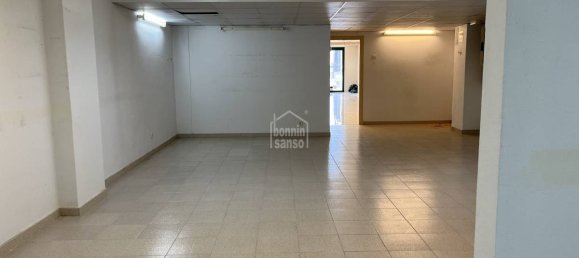 Gewerbliche Immobilie in Sant Lluis, Spain 185m², Nr. 10628 11