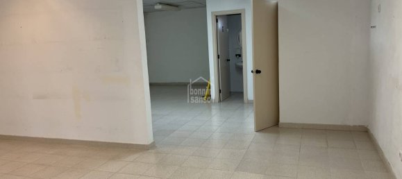 Gewerbliche Immobilie in Sant Lluis, Spain 185m², Nr. 10628 10
