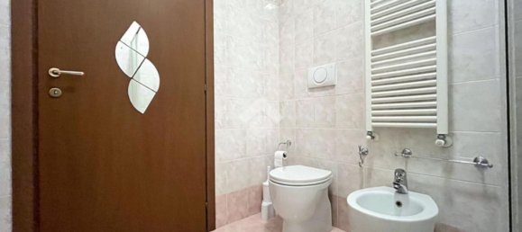 2 Schlafzimmer Wohnung in Milan, Italy, Nr. 364931 13