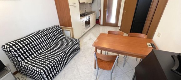 2 Schlafzimmer Wohnung in Milan, Italy, Nr. 364931 33