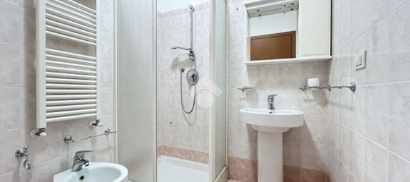 2 Schlafzimmer Wohnung in Milan, Italy, Nr. 364931 12