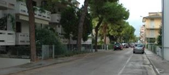 2 bedrooms Apartment in Fermo, Italy No. 75648 9