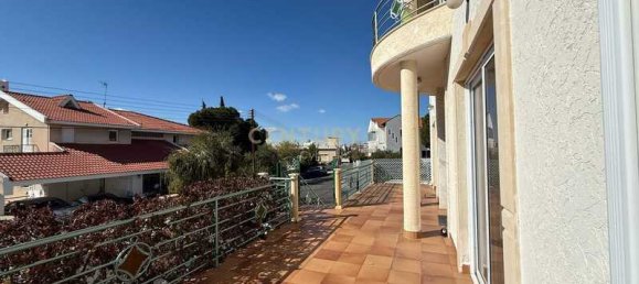 6 Schlafzimmer Gewerbliche Immobilie in Mesa Geitonia, Cyprus, Nr. 20478 12