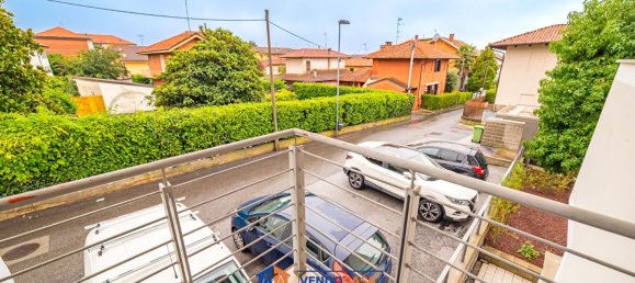 Квартира с 4 спальнями в Бра, Италия № 333897 29