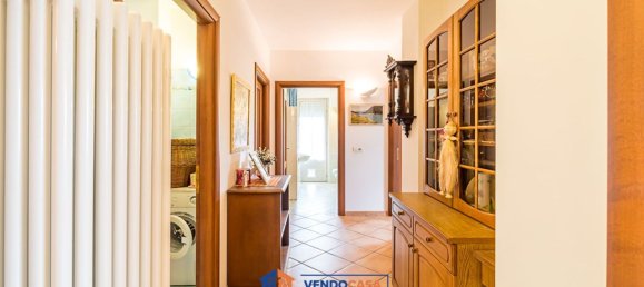 Квартира с 4 спальнями в Бра, Италия № 333897 13