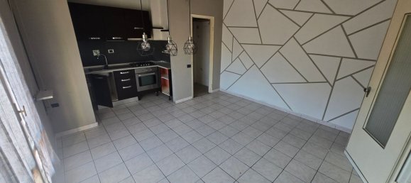 3 bedrooms Apartment in Lastra a Signa, Italy No. 333514 3