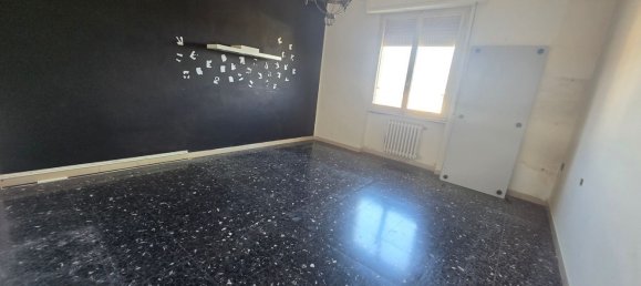 3 bedrooms Apartment in Lastra a Signa, Italy No. 333514 6